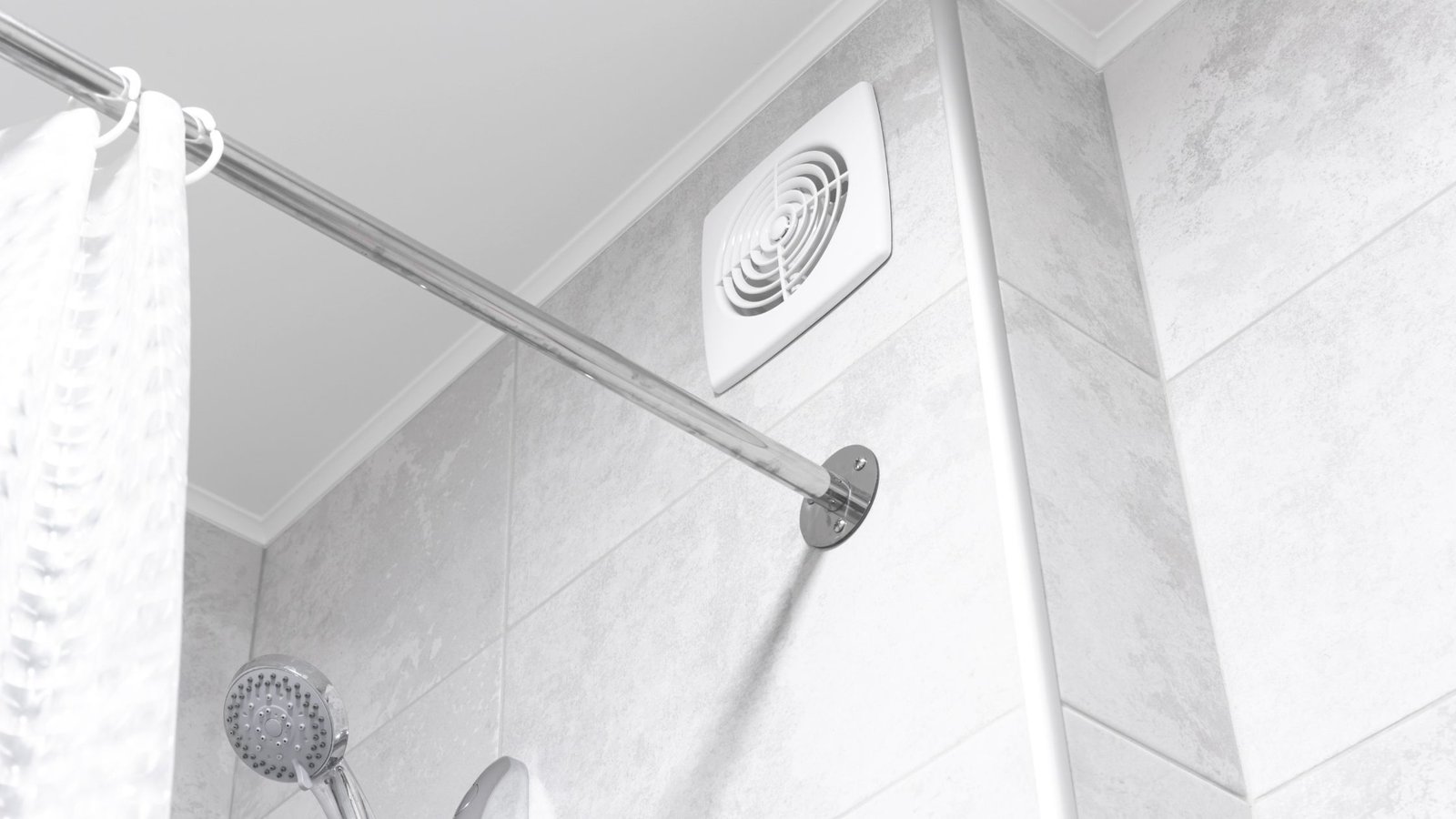 Vonios ventiliatorius.